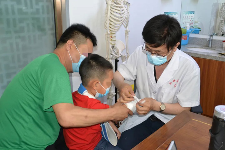 家门口的京城名医--我院特聘骨伤科专家赵兴玮