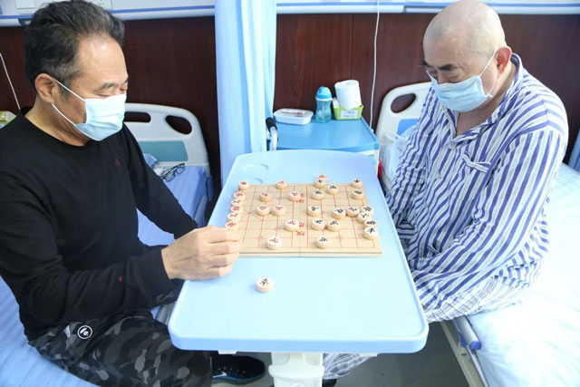 患者下象棋图片
