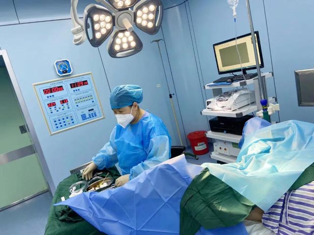 宫腔镜技术：妇科医生的“放大镜”，妇科患者的福音
