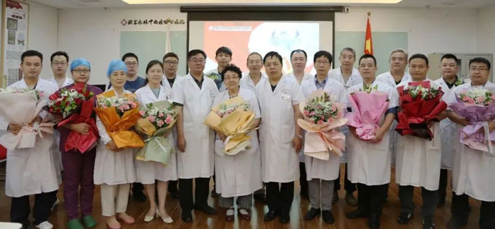 中国医师节 | 致敬每一位奋战在一线的白衣英雄