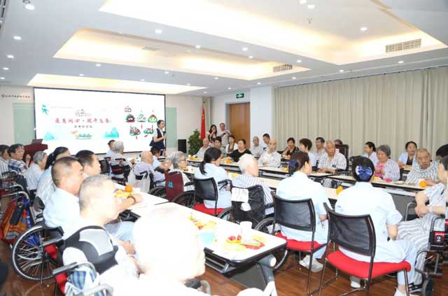 我院举办“浓情端午·共享安康”医患联谊会