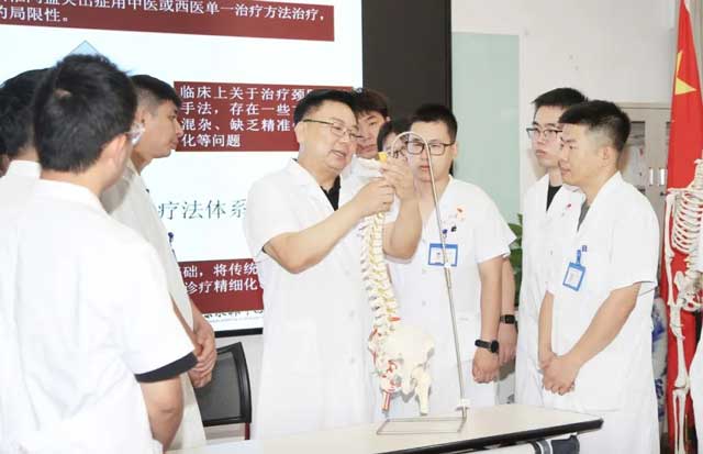 拇外翻如何治疗才能快速有效解决问题？
