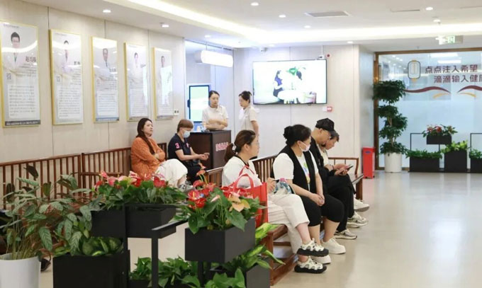 传岐黄薪火，护百姓安康——首都国医名师冯兴华教授痛风与风湿病专场义诊活动受到患者好评